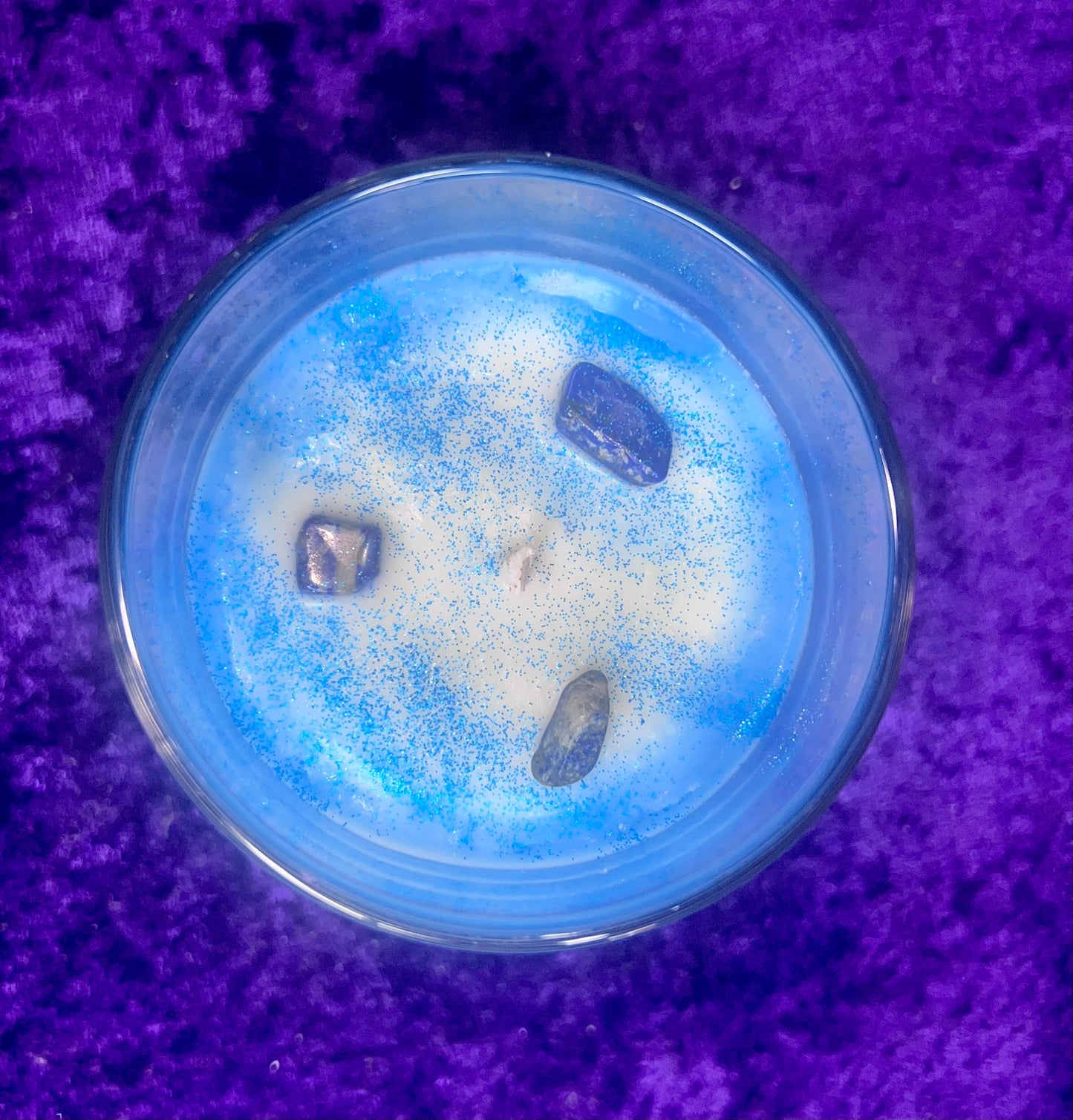 Throat Chakra Crystal Candle – Speak Your Truth